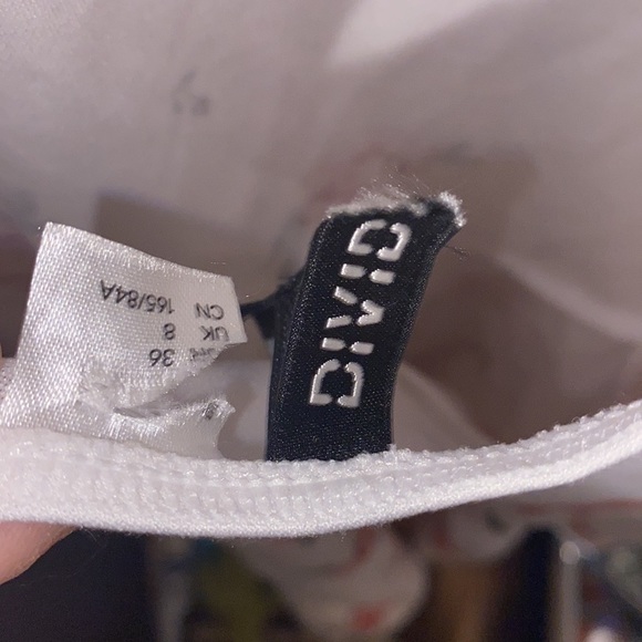 2 for the price of 1. - Picture 6 of 6